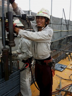 有限会社共同ガス圧接 会社案内